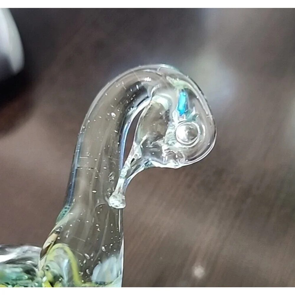 Vintage Matching Pair of Swan Glass Bud Vases 6.5in Green Blown Art‎ Glass FLAW